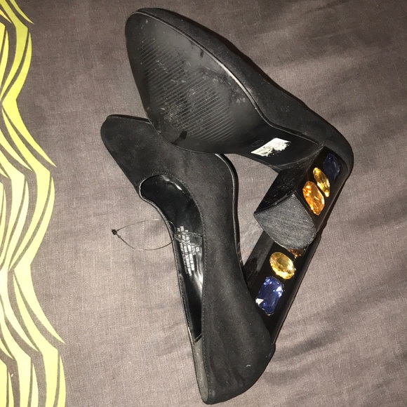I’m selling black heels with jewels on the heels! - Picture 2 of 2
